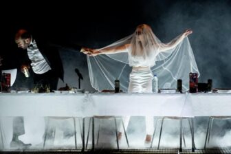 1413974909_k1024_hamlet-1123