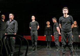 2014.02.13.12.52.40_210a