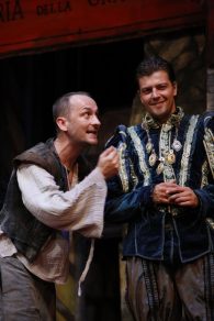 dundo2_galleryfullscreenthickbox