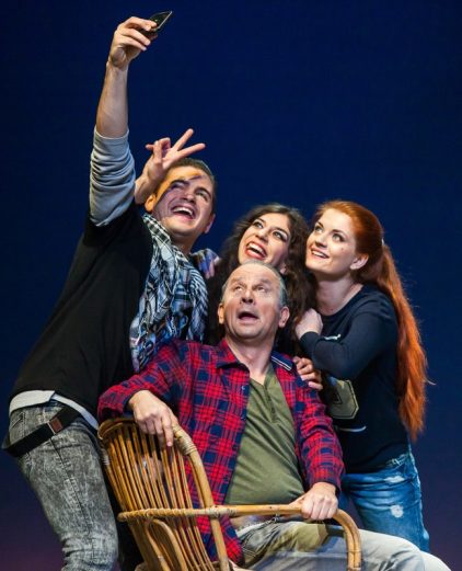 Drama Kaseta Brokava u reziji Nenni Delmestre na sceni HNK Split