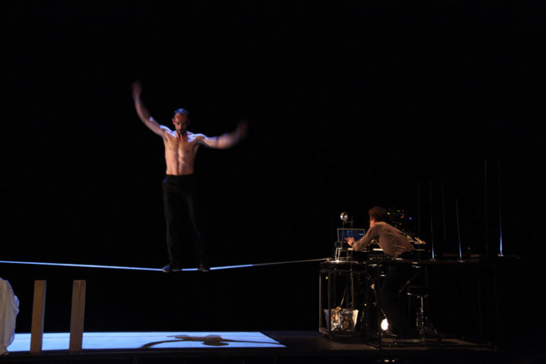 lonely_circus-2