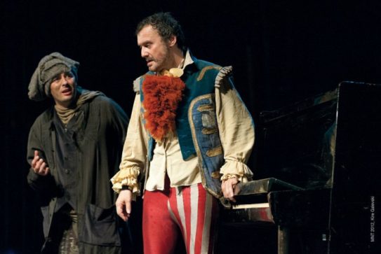 t720368_zivotot-na-molier-016