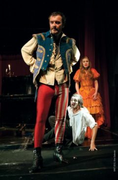 t720372_zivotot-na-molier-024